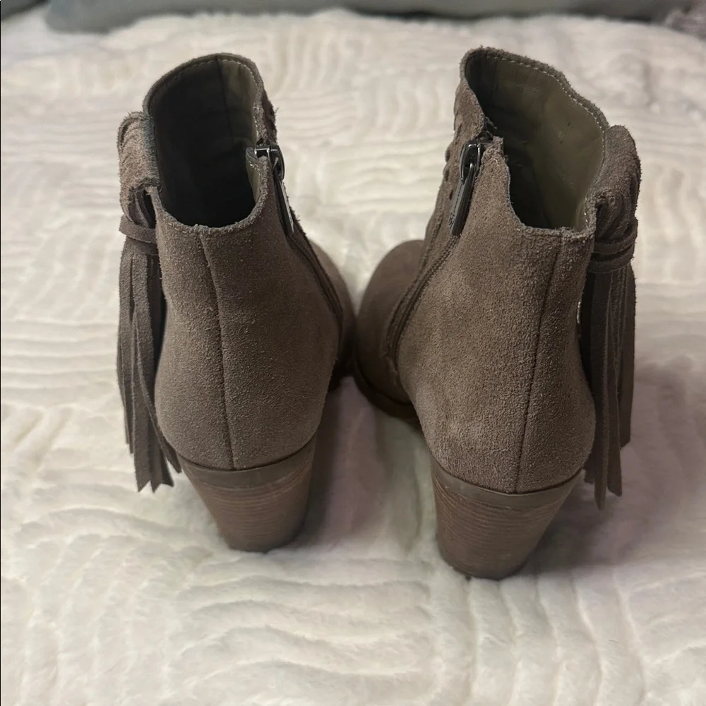 Sold Jessica Simpson Taupe Suede Ankle Booties size 6 - Picture 5 of 8